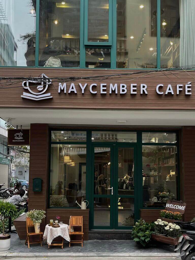 Review quán Maycember Cafe