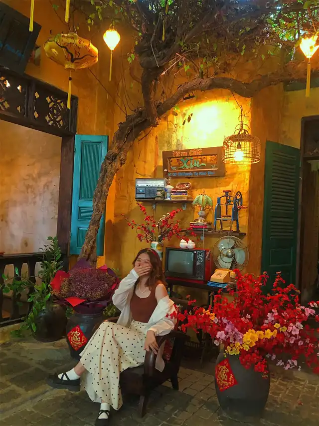 XIU Café 130 Nguyễn Thị Minh Khai, Hải Châu, Đà Nẵng - CAFE ĐẬM CHẤT PHỐ CỔ HỘI AN NGAY TẠI ĐÀ NẴNG