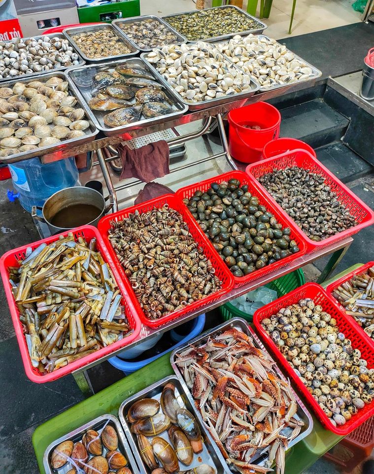 View ăn ốc tiền tỉ nhất khu Hoàn Kiếm Tiệm ốc Hải Phòng chân ái phố Ngô Quyền