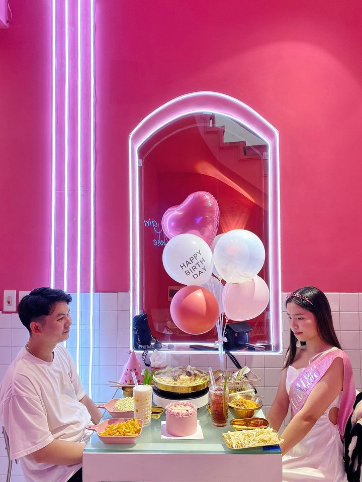 Tổ hợp ăn uống quán Hàn Quốc hiện đại nhà Miss