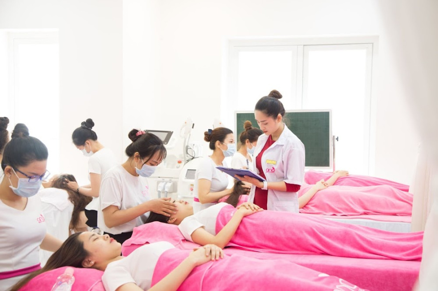 Top 11+ Trung tâm dạy nghề spa gần đây uy tín và chất lượng nhất ở Tp. Hồ Chí Minh