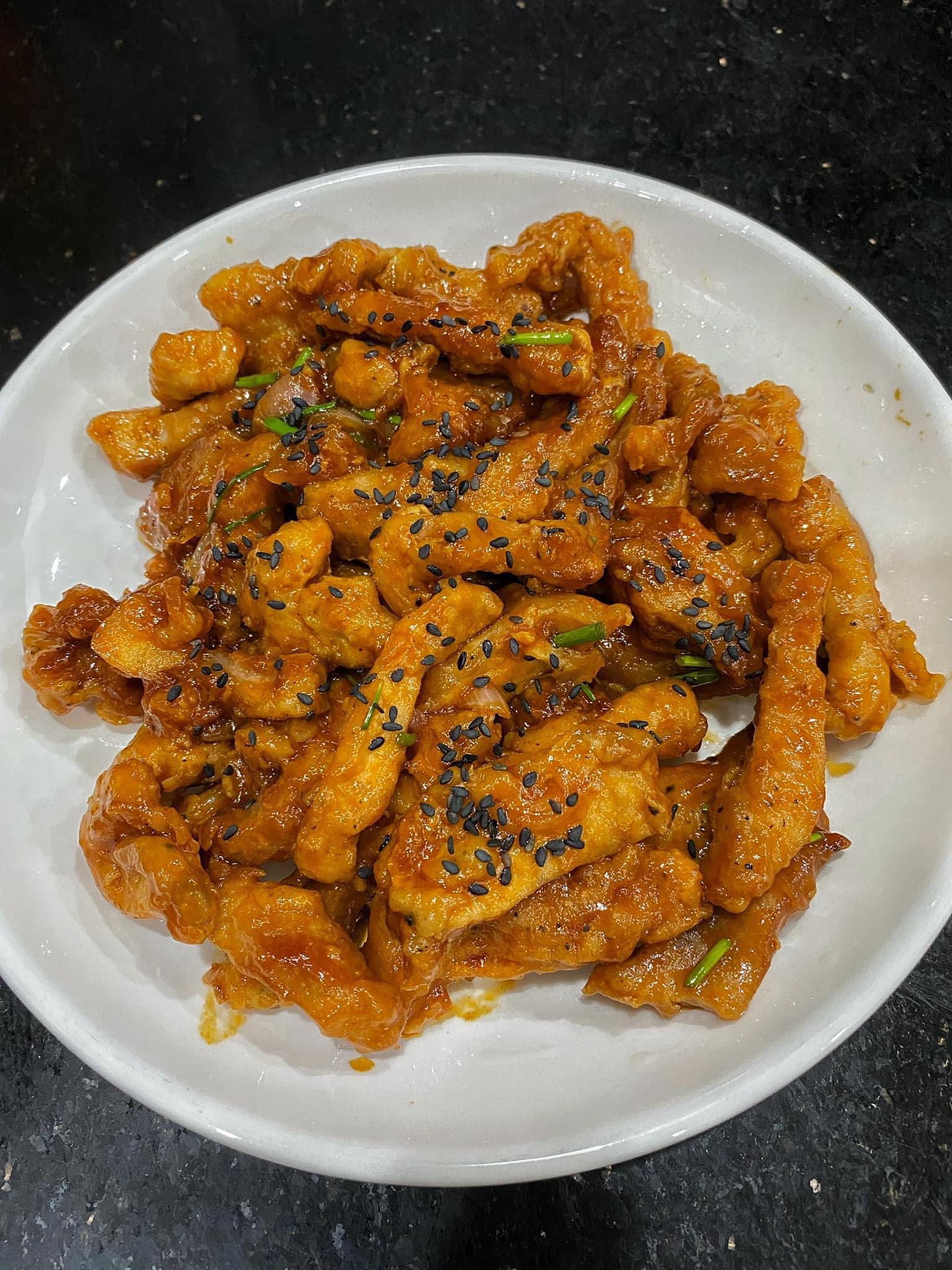Thịt heo sốt chua ngọt kiểu Hàn